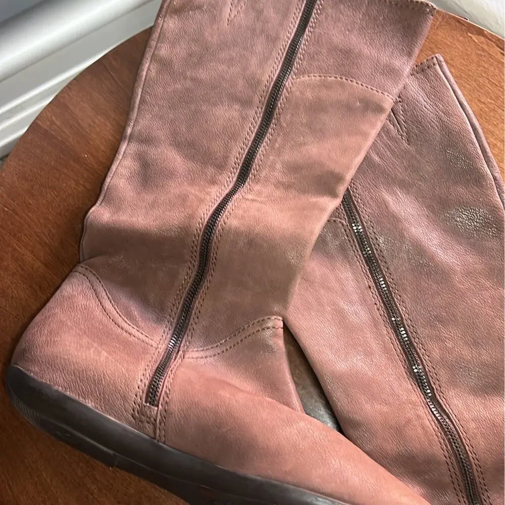Boots women’s nurture‎ size 10, medium new